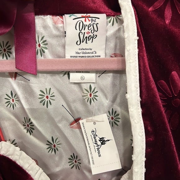 Disney Dress Shop Haunted Mansion Tight Rope Girl Dress & Cape Set - XL - Picture 7 of 7